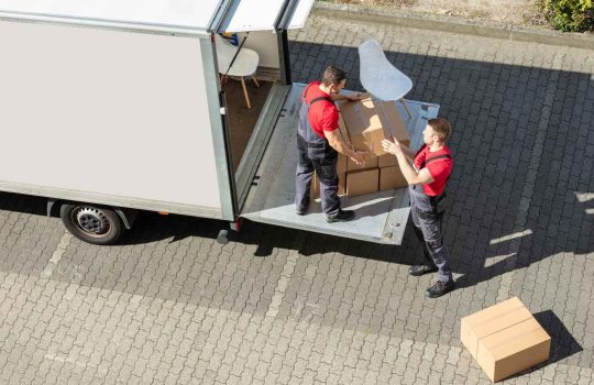 פריקת מכולות2